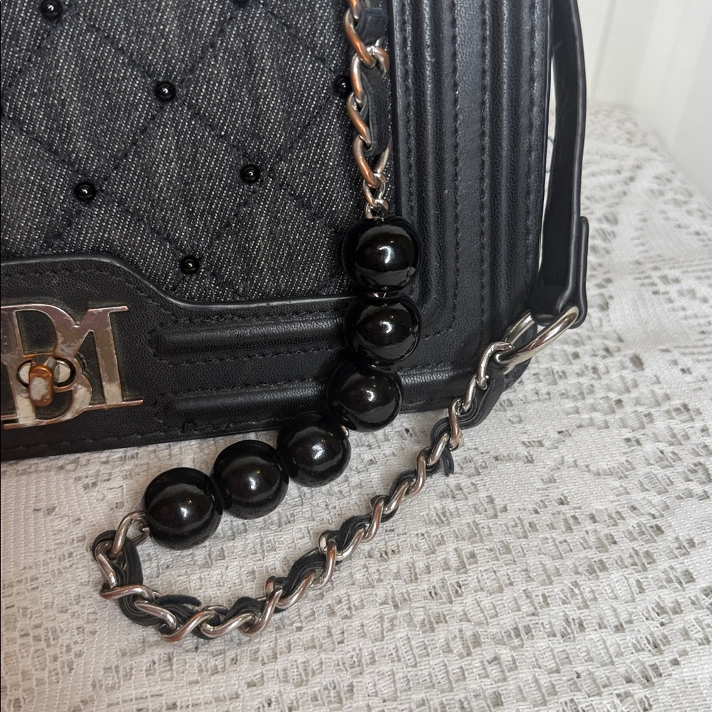 Badgley Mischka black leather denim chain strap crossbody shoulder bag - Picture 5 of 10